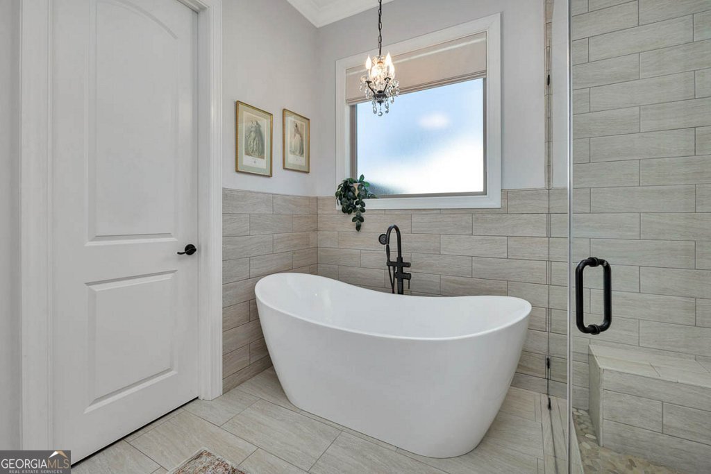 930 Champney St. Simons - 1