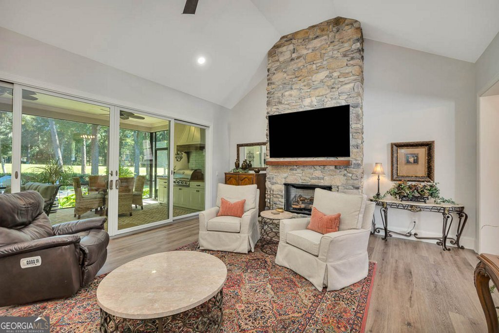 930 Champney St. Simons - 28