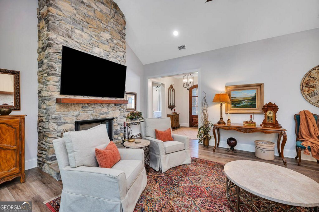 930 Champney St. Simons - 29