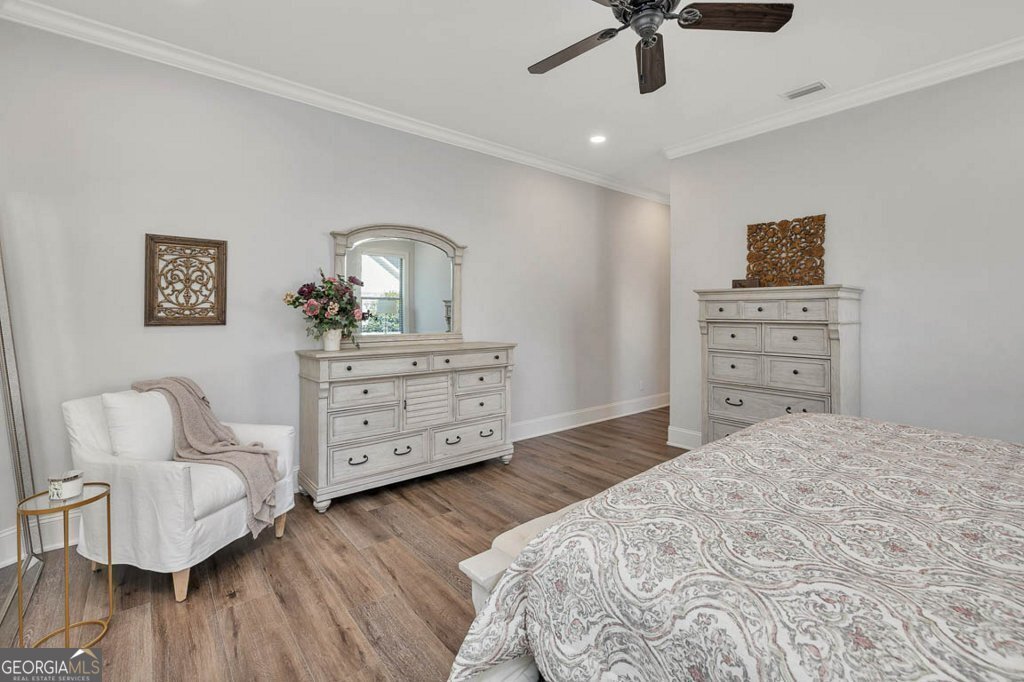 930 Champney St. Simons - 34