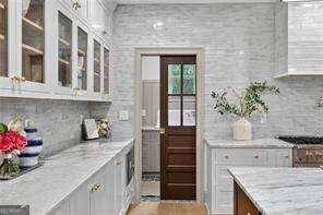 111 Lakeview Drive Carrollton - 12