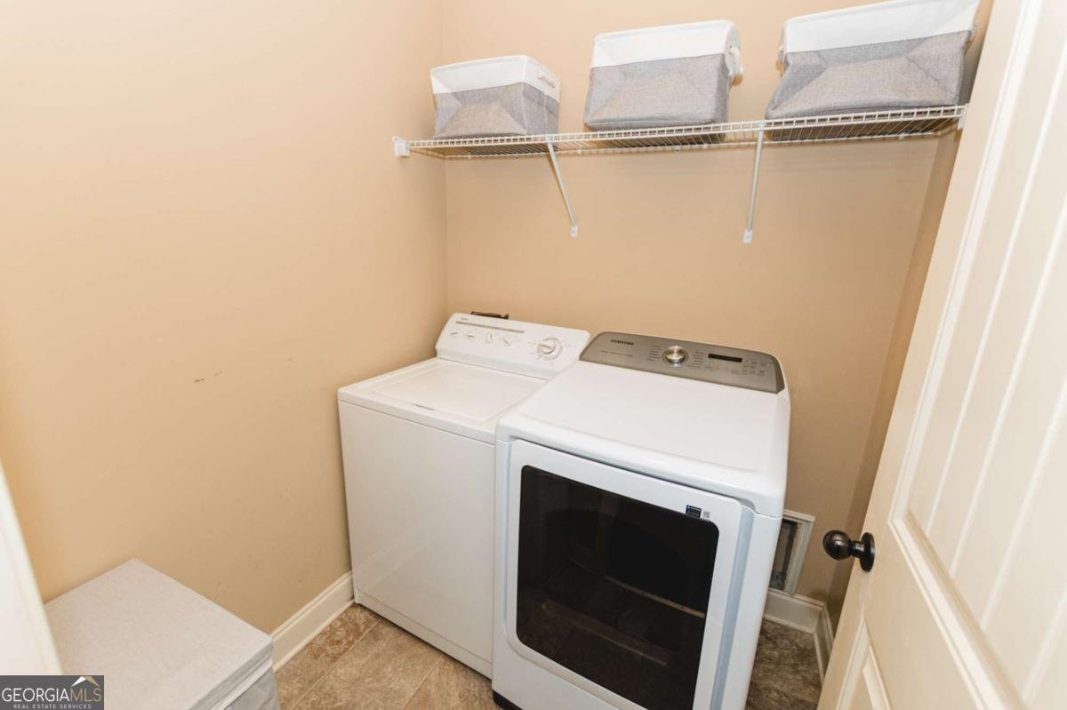 1686 Shadowstone Court Winder - 27