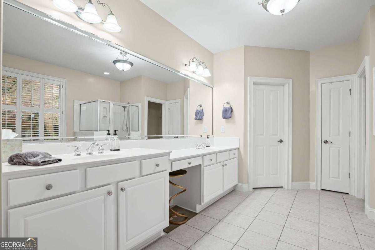 3200 Windsor Lake Drive Atlanta - 24