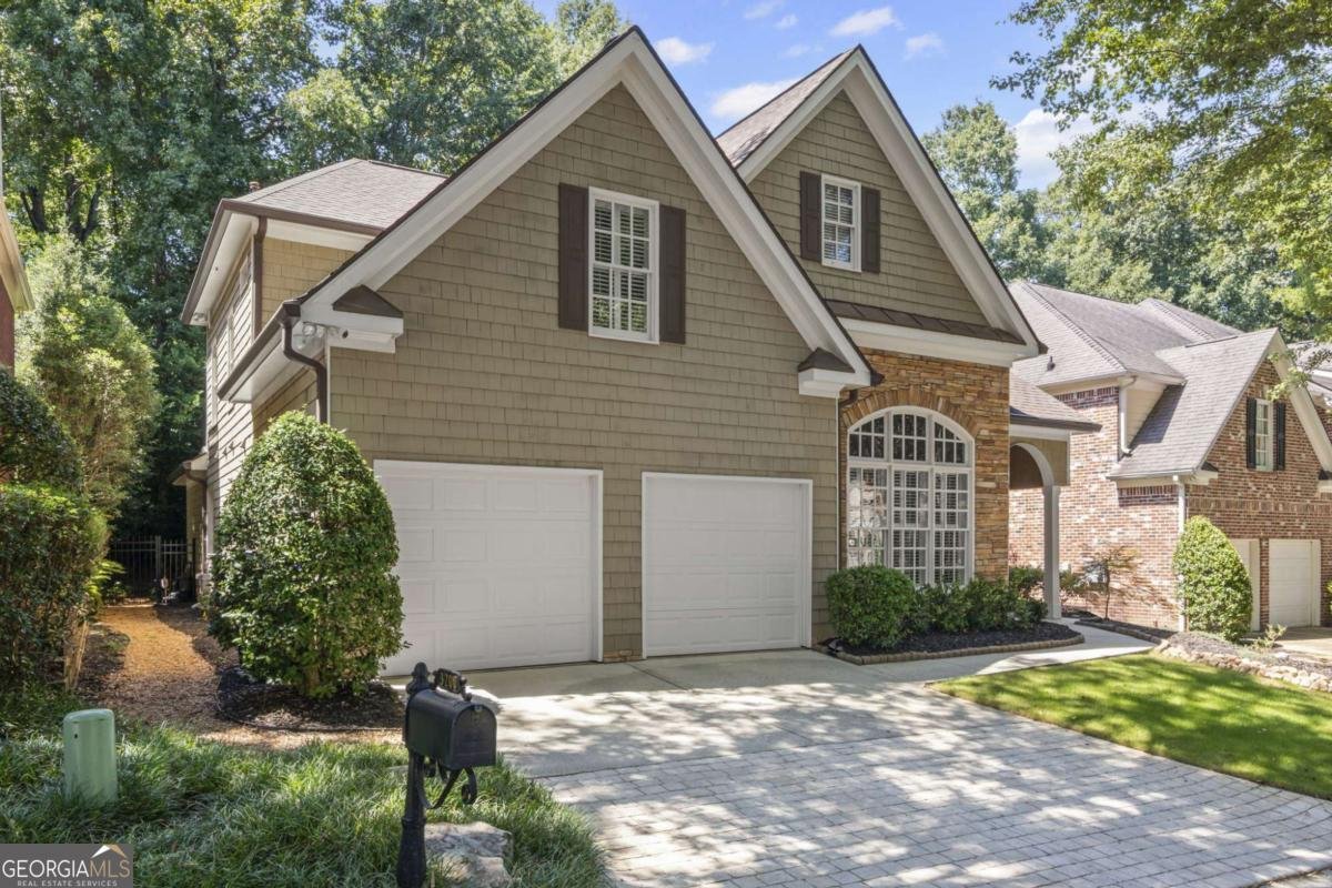 3200 Windsor Lake Drive Atlanta - 3