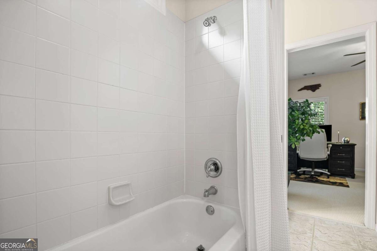 3200 Windsor Lake Drive Atlanta - 41