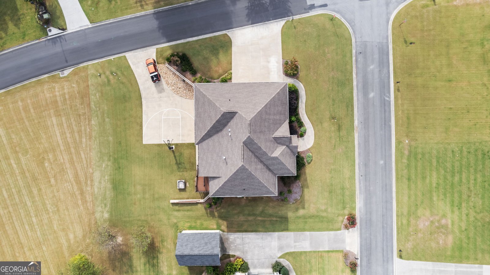 8 Hitchin Post Drive Rome - 10