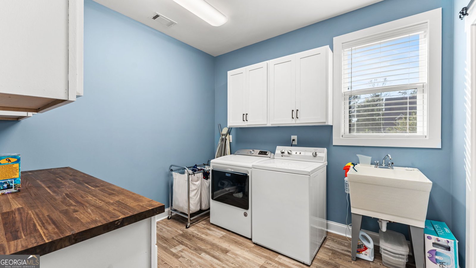 8 Hitchin Post Drive Rome - 22