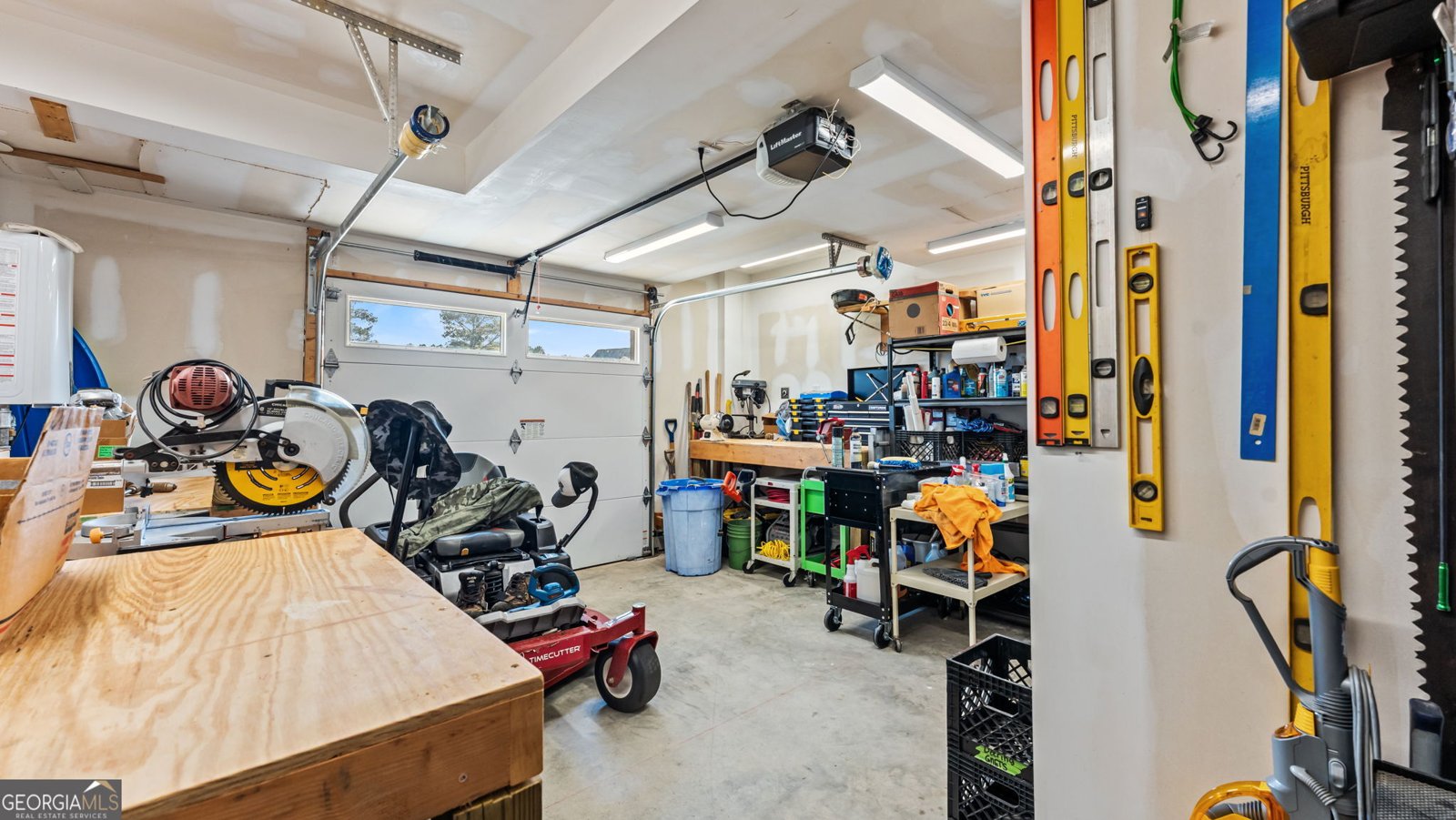 8 Hitchin Post Drive Rome - 3