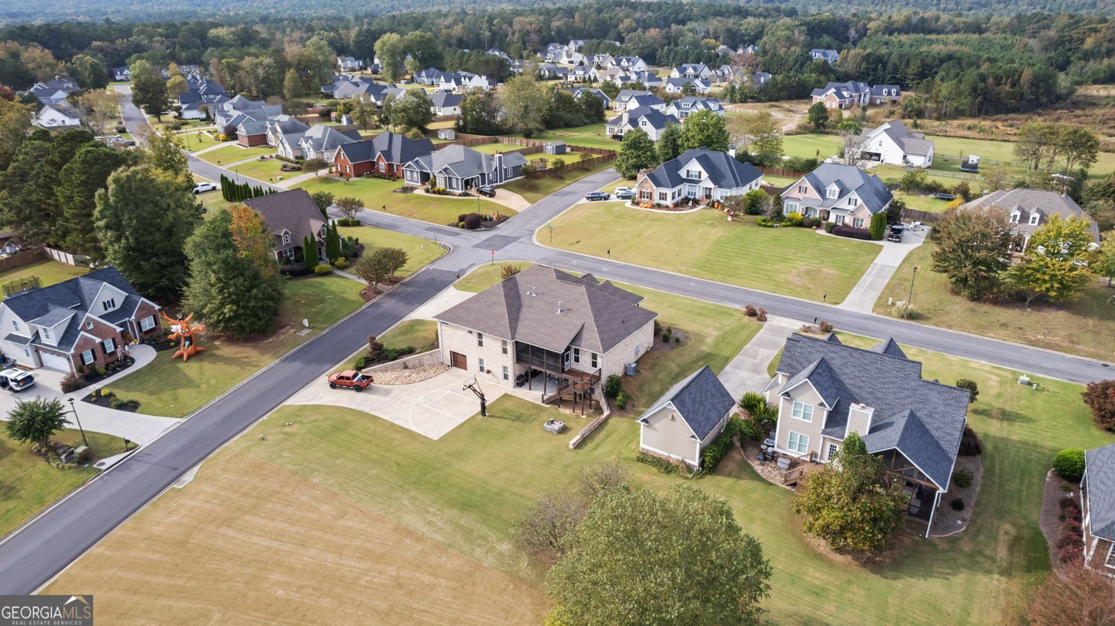 8 Hitchin Post Drive Rome - 9