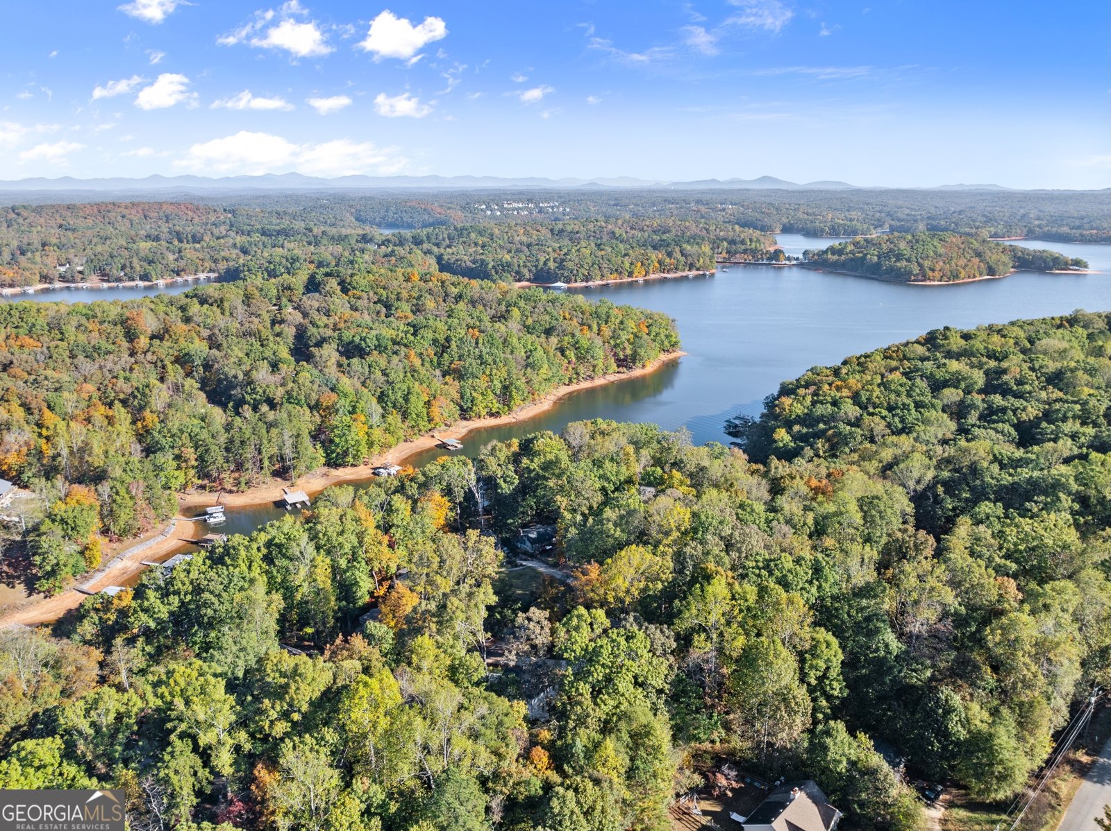 6760 Thunder Trail Gainesville - 22