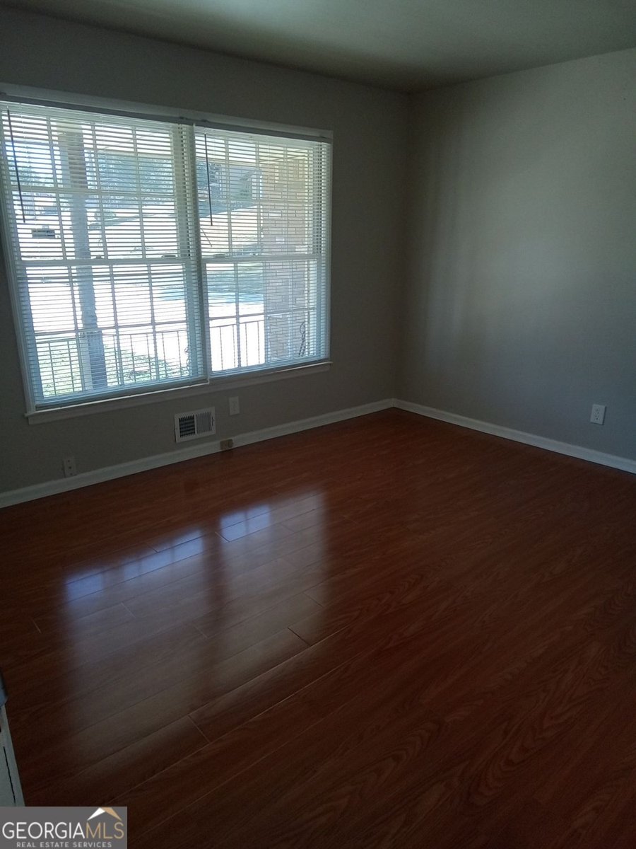 1757 Cherry Valley Circle Atlanta - 6