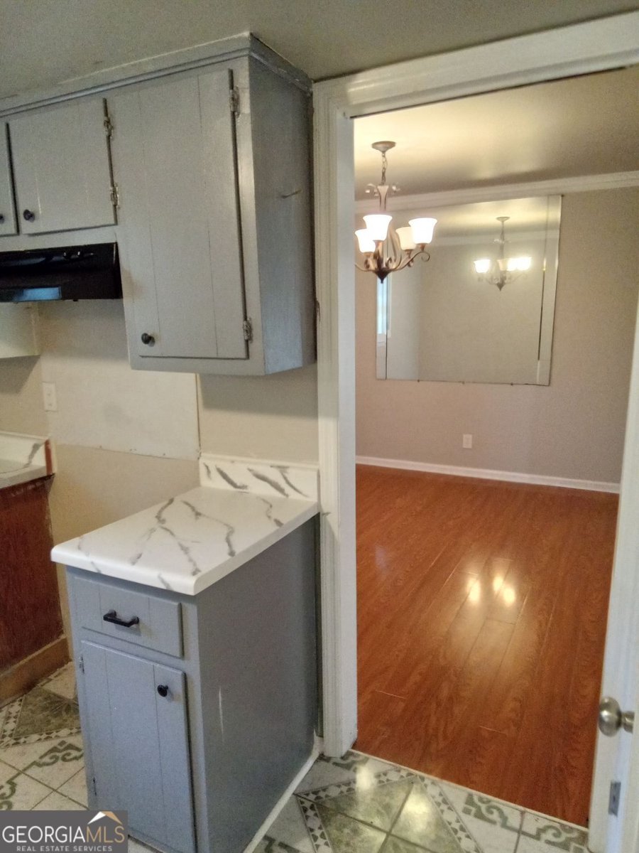 1757 Cherry Valley Circle Atlanta - 9