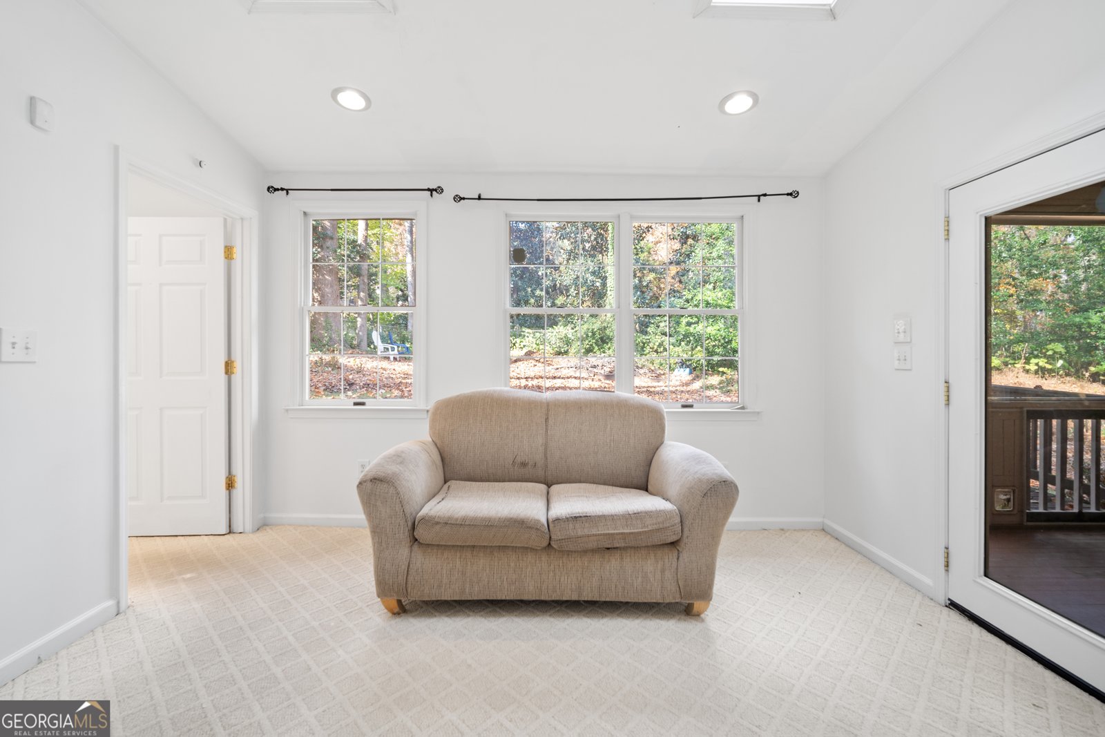 4955 Springfield Drive Atlanta - 17