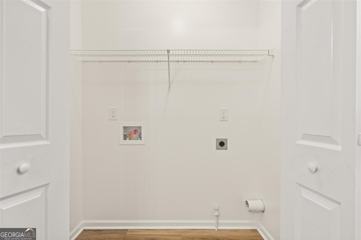 2672 Holmes Mill Place Marietta - 23