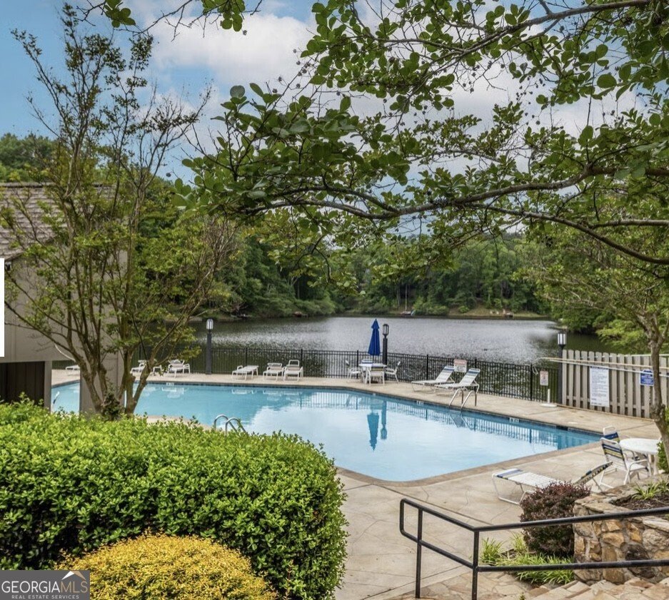 3760 Loch Highland Parkway Roswell - 26