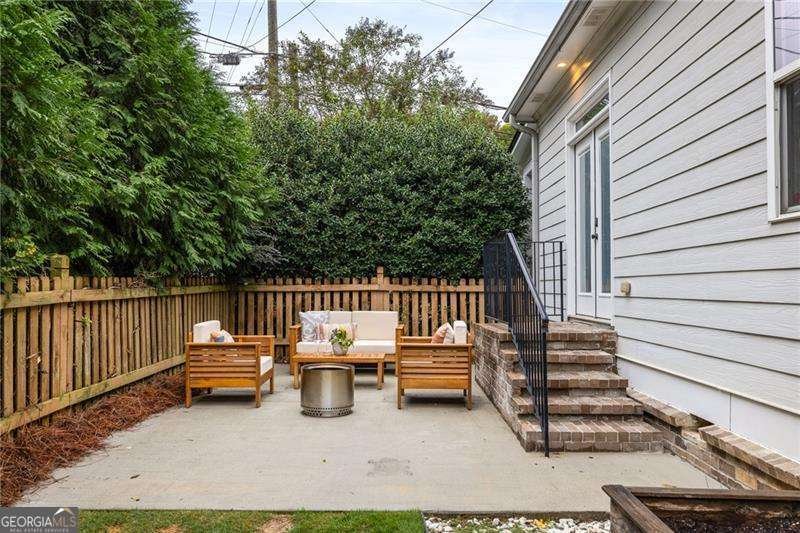 1721 Marietta Road Atlanta - 36