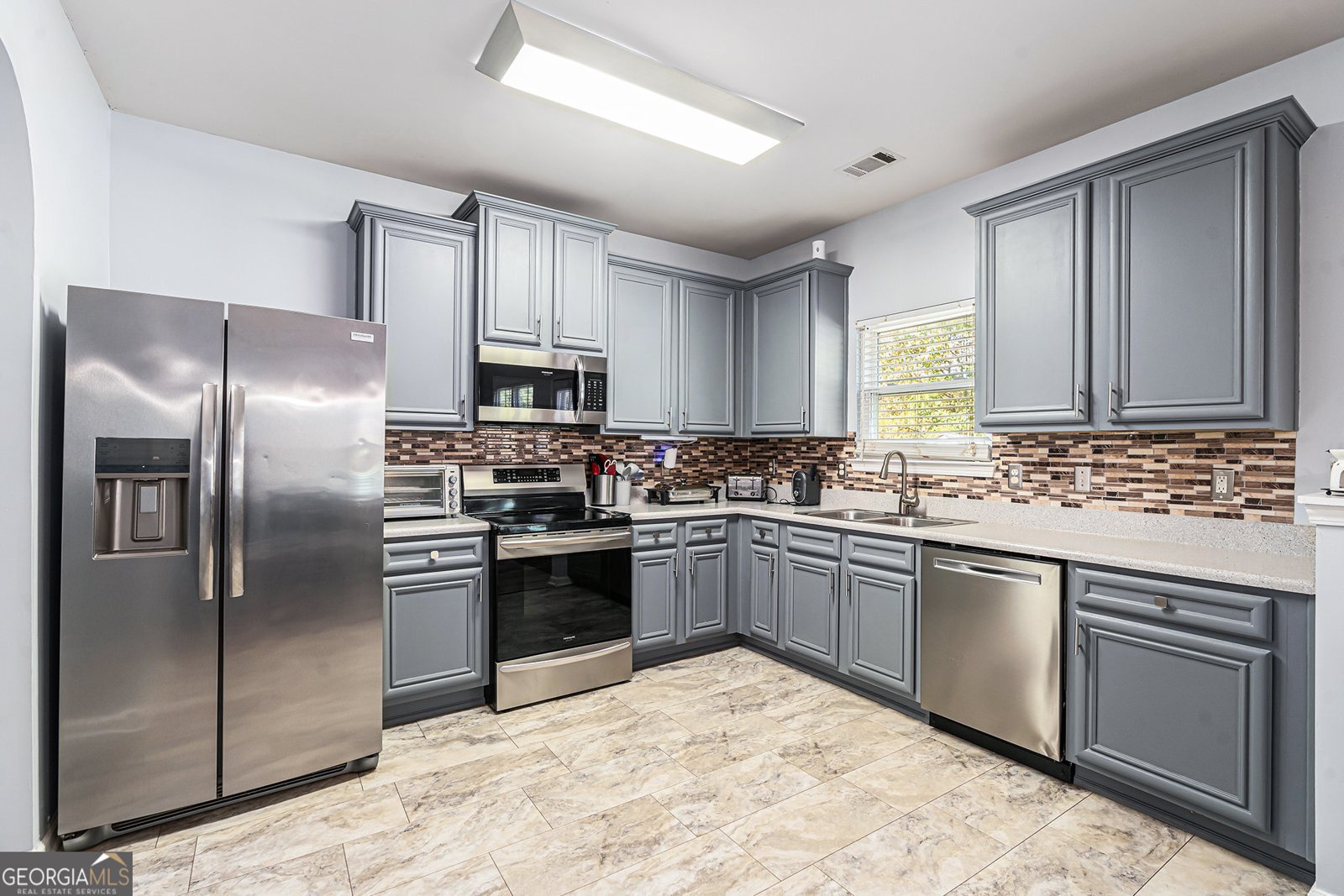 1111 Watercourse Way Hampton - 10