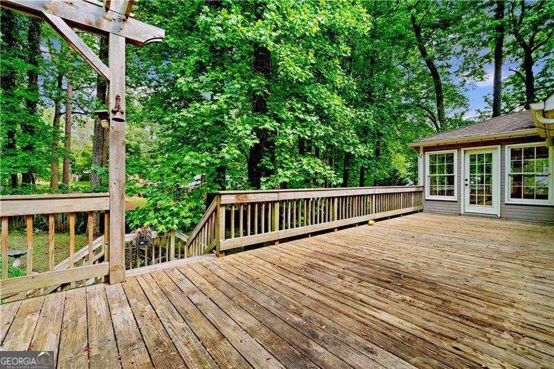 1864 Gloucester Court Snellville - 2