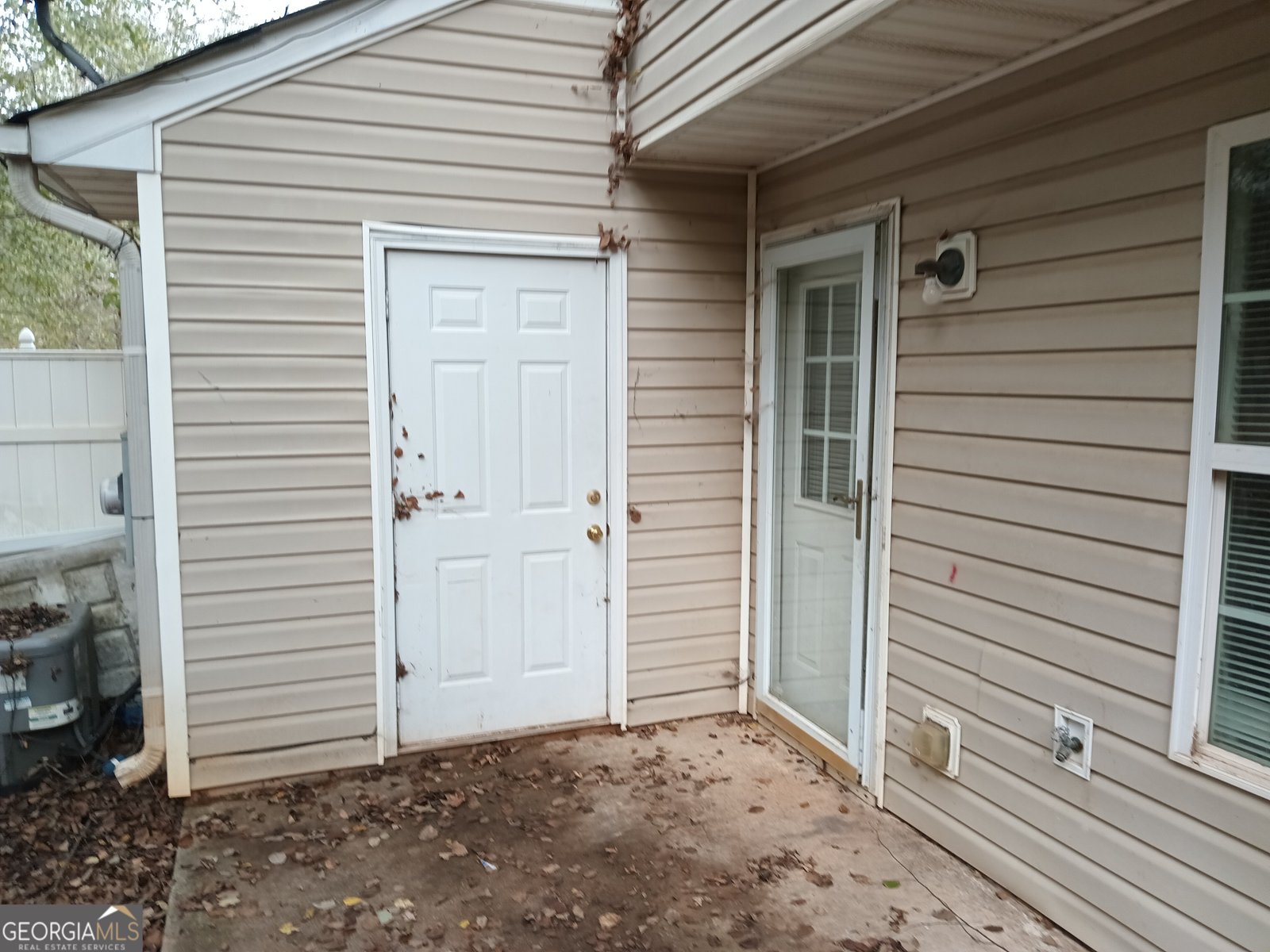 11447 South Grove Drive Hampton - 2