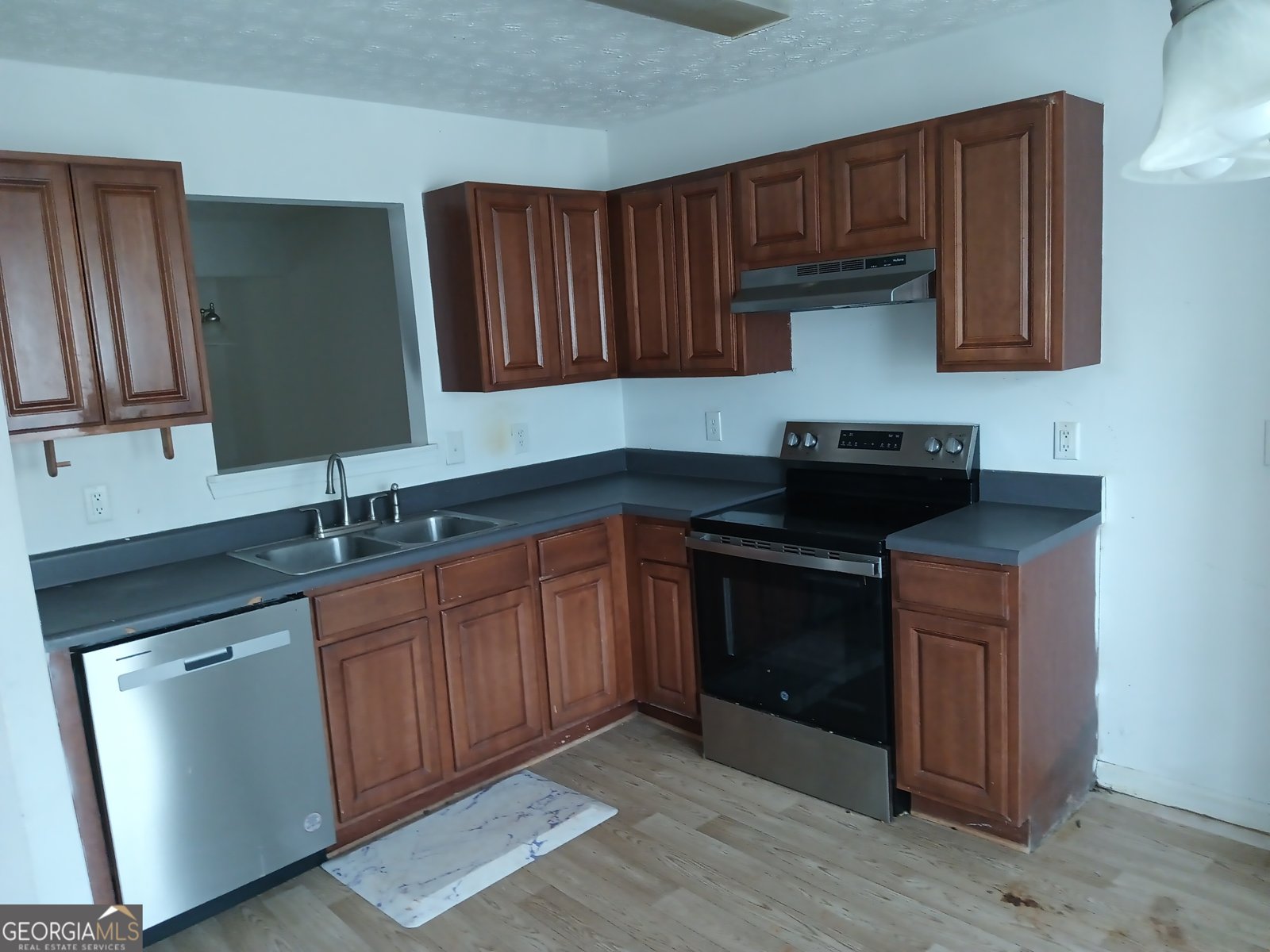 11447 South Grove Drive Hampton - 9