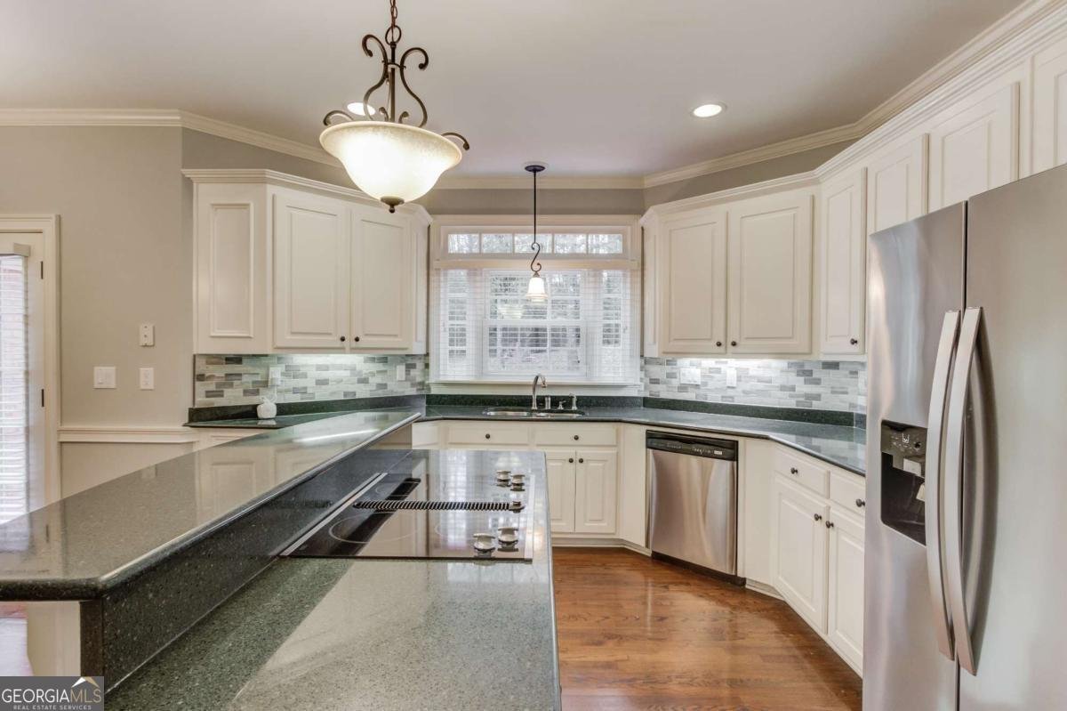 1355 Woodland Lake Drive Snellville - 17