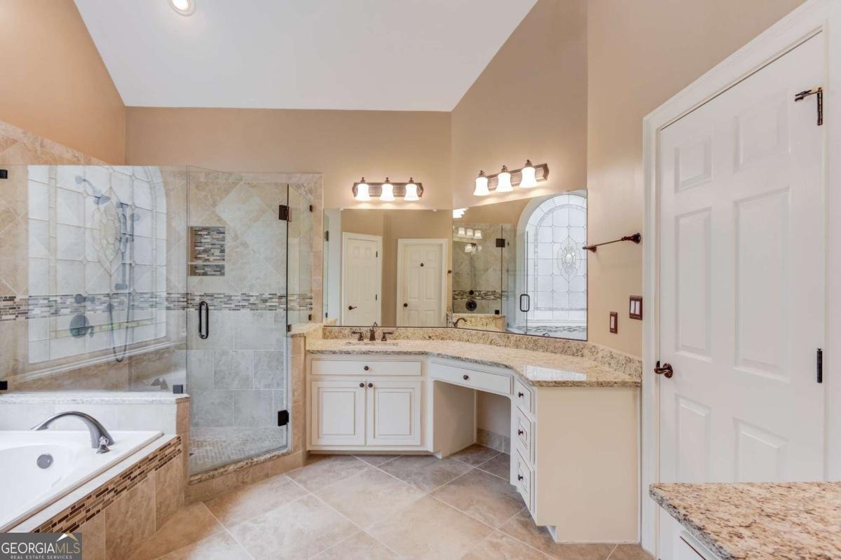 1355 Woodland Lake Drive Snellville - 27