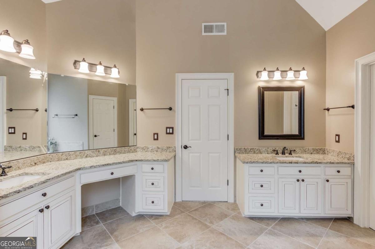 1355 Woodland Lake Drive Snellville - 28