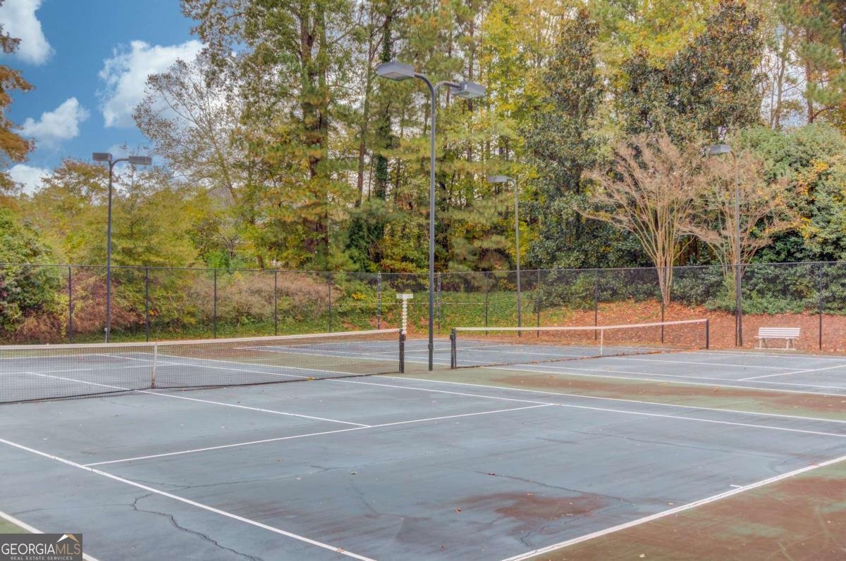 1355 Woodland Lake Drive Snellville - 69