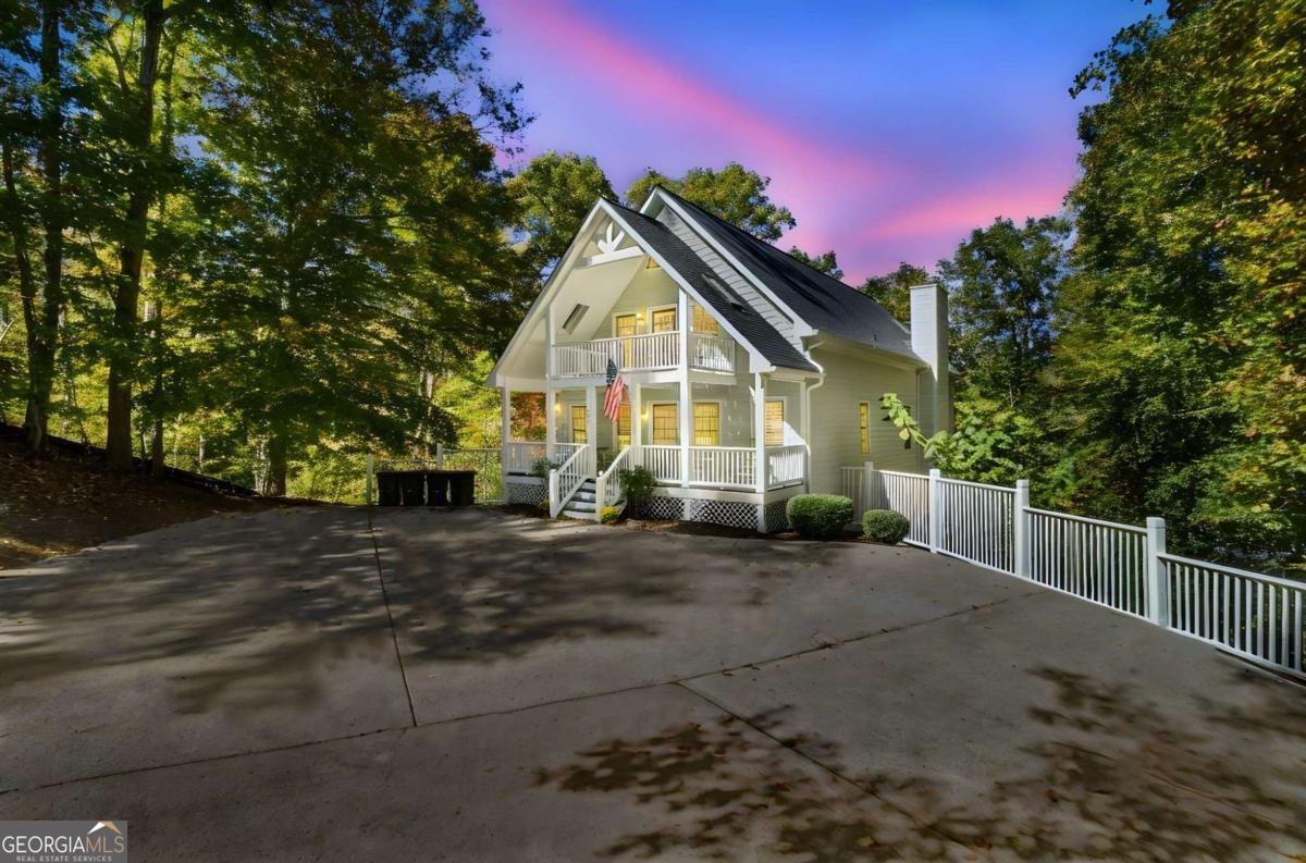 281 CHESTATEE VIEW Drive Dawsonville - 33