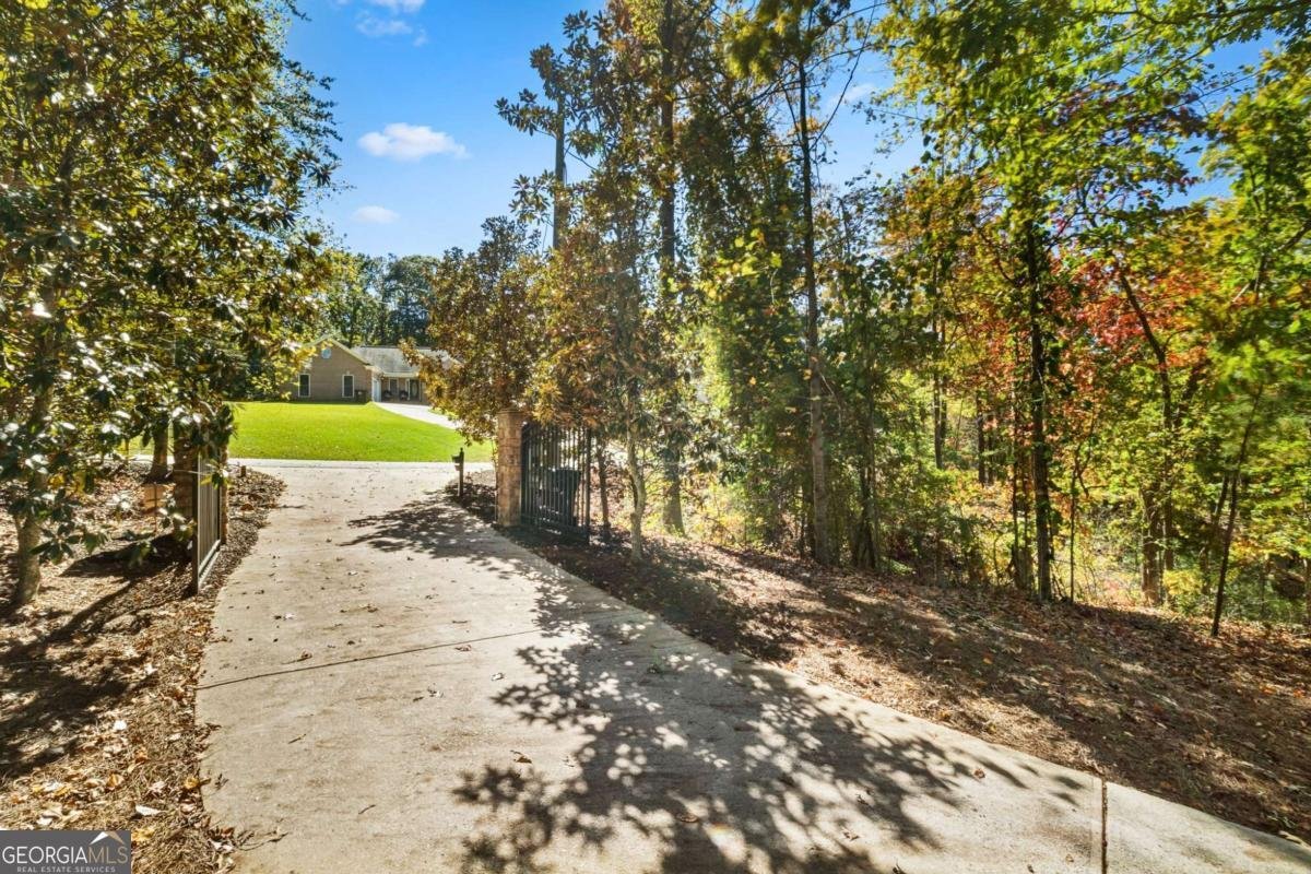 281 CHESTATEE VIEW Drive Dawsonville - 36
