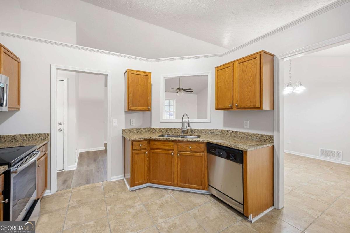 698 Fairview Drive Dallas - 9