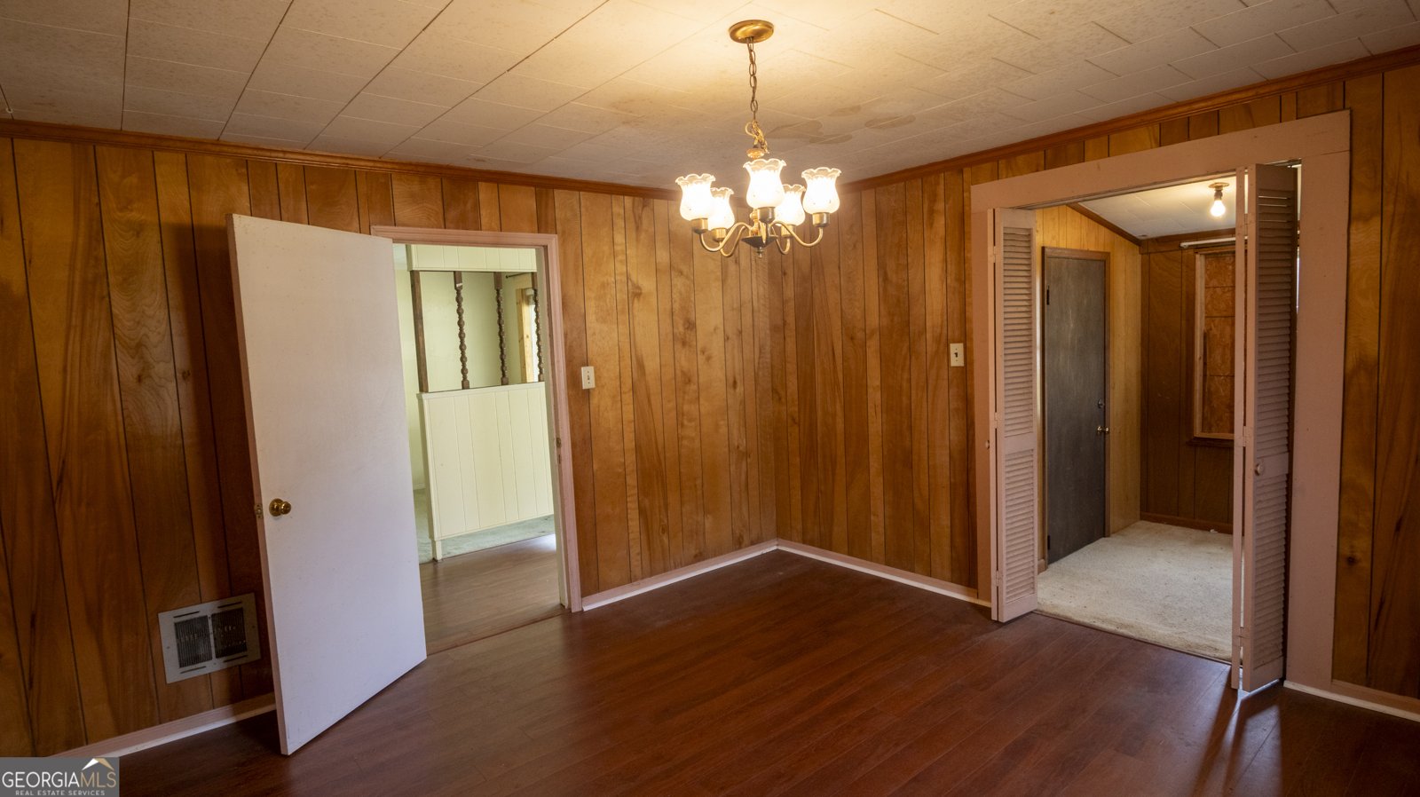 113 Pine Circle Lagrange - 25