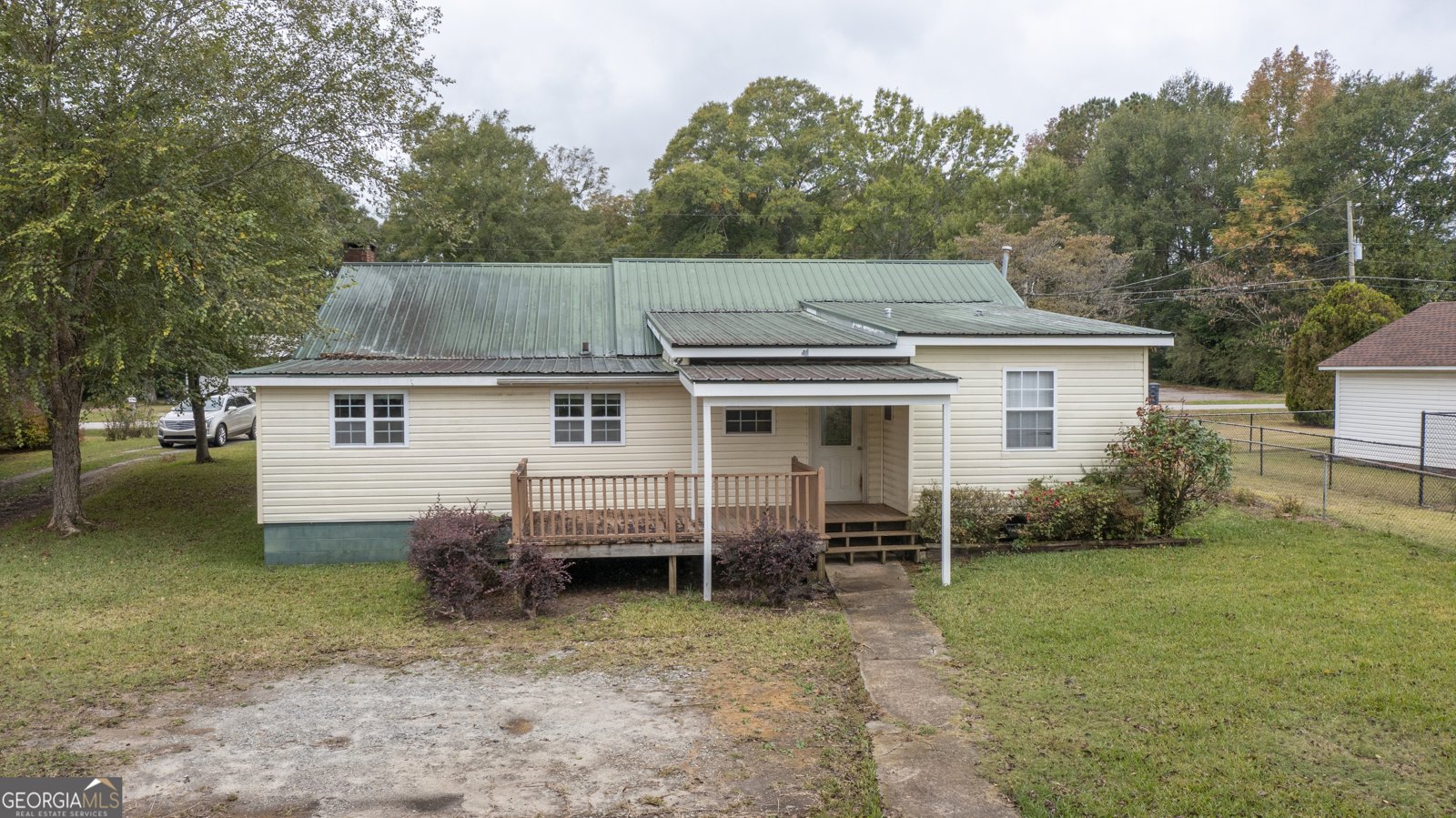 113 Pine Circle Lagrange - 35