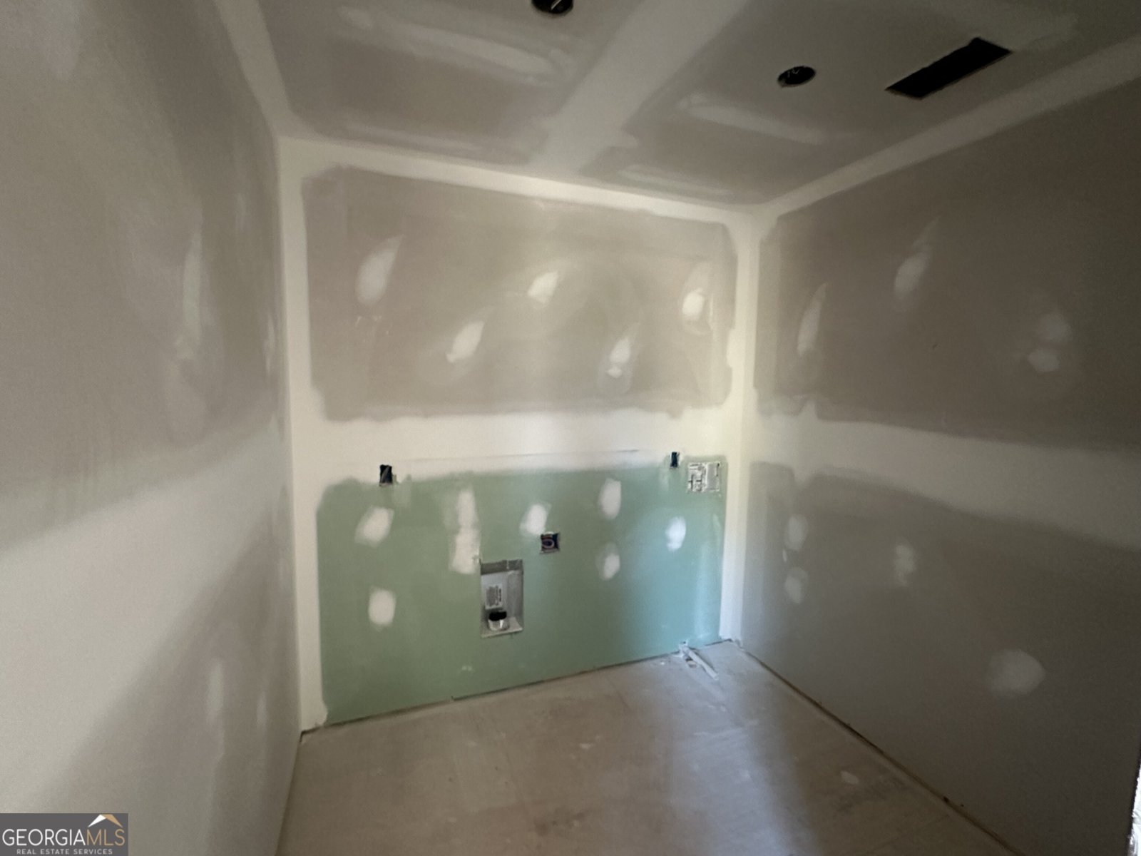 562 Madison Street Commerce - 7