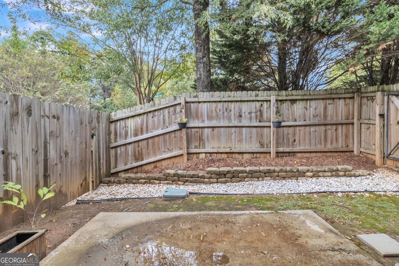 1563 BUTTERNUT Cove Stone Mountain - 10