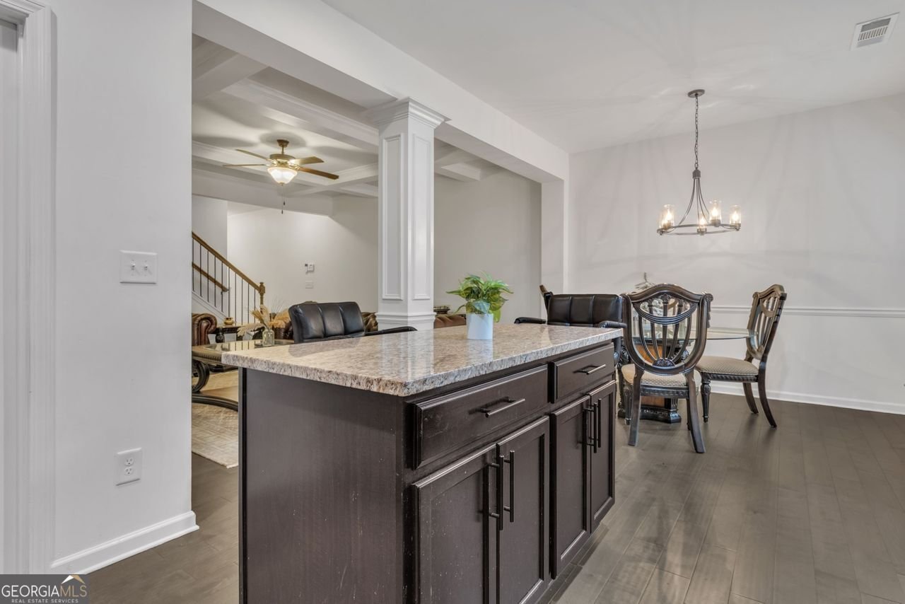 1563 BUTTERNUT Cove Stone Mountain - 15