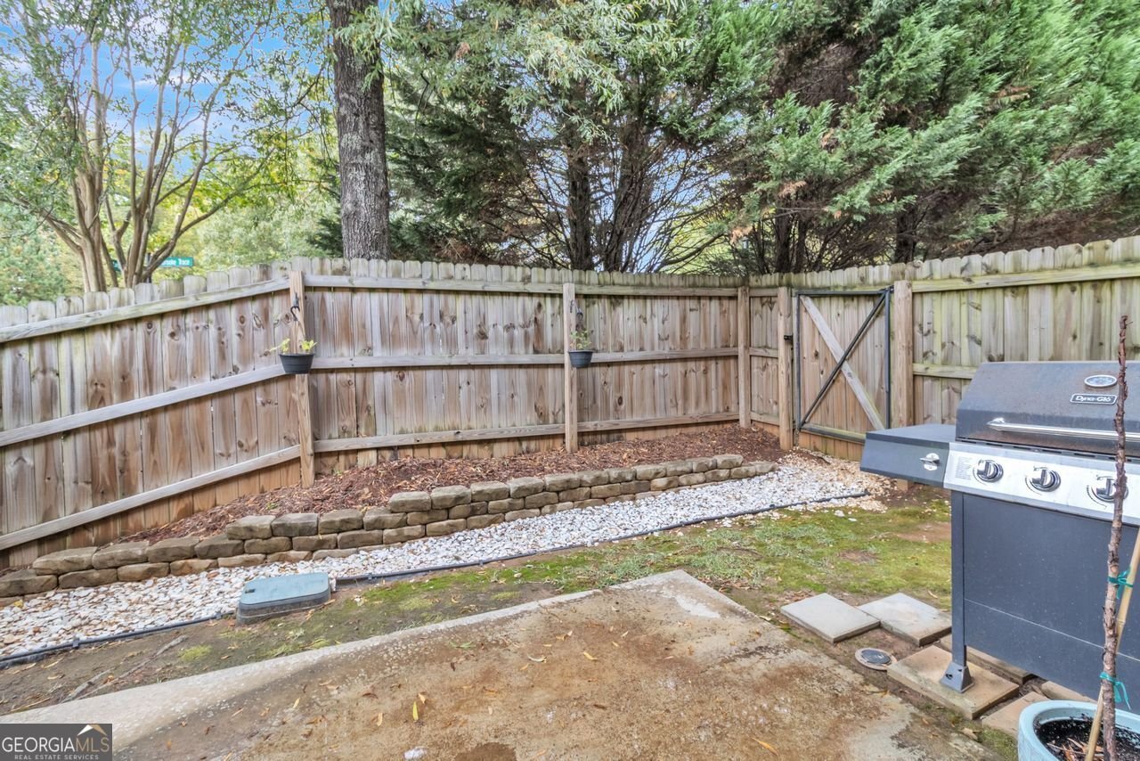 1563 BUTTERNUT Cove Stone Mountain - 2