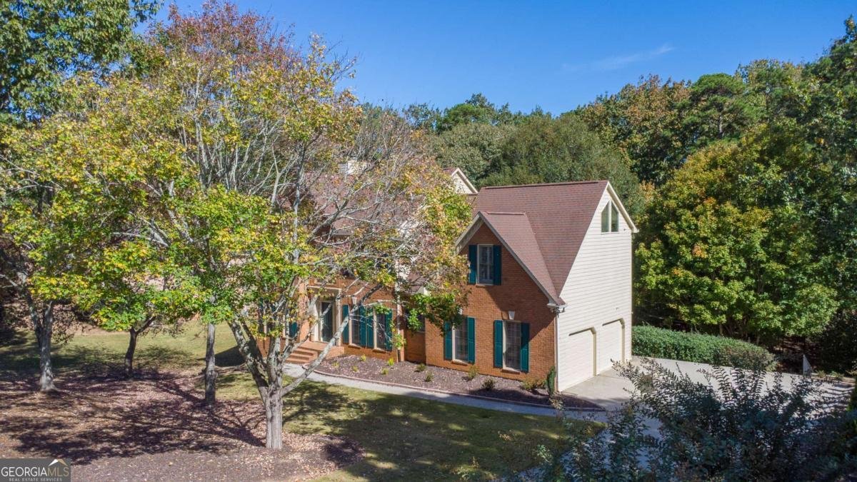 2020 Ridge Gate Drive Cumming - 11