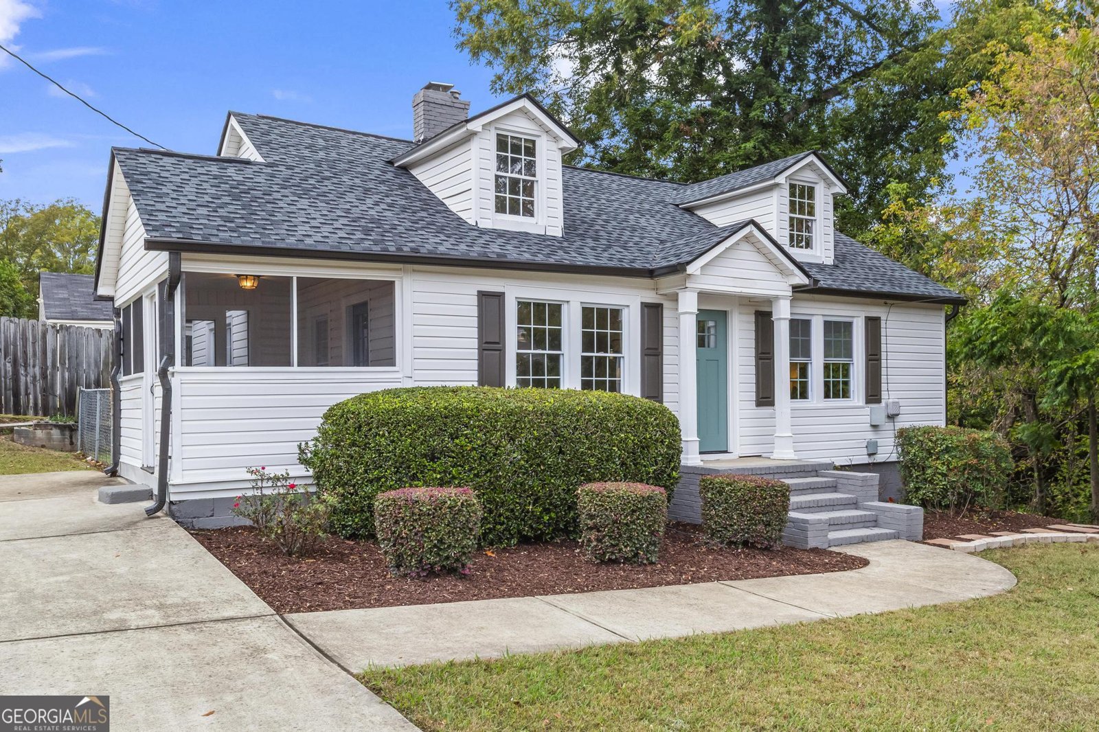 266 Crescent Circle Marietta - 2