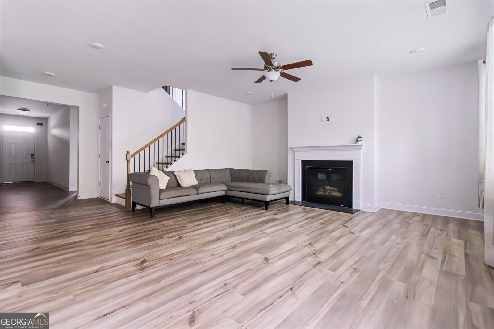 355 Chestnut Chase Hoschton - 3