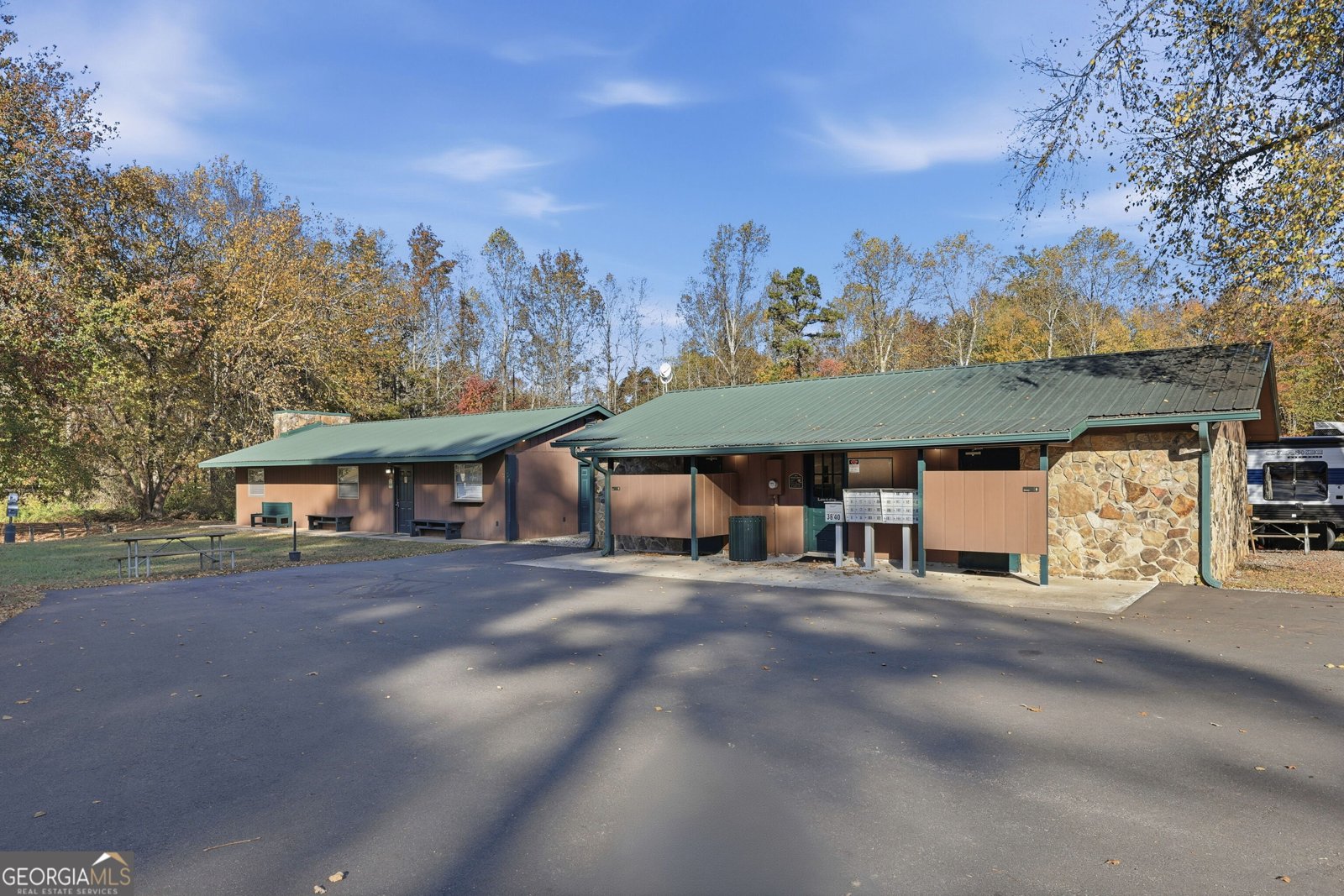 329 Leisure Acres Drive Cleveland - 33