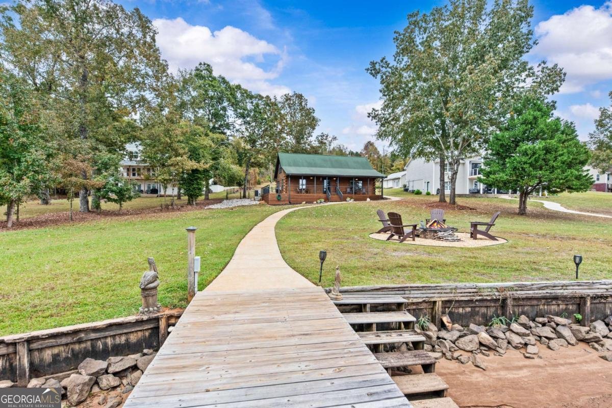 851 Jamesway Drive Sparta - 24