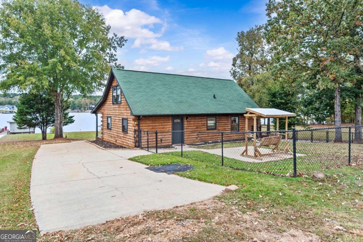 851 Jamesway Drive Sparta - 25