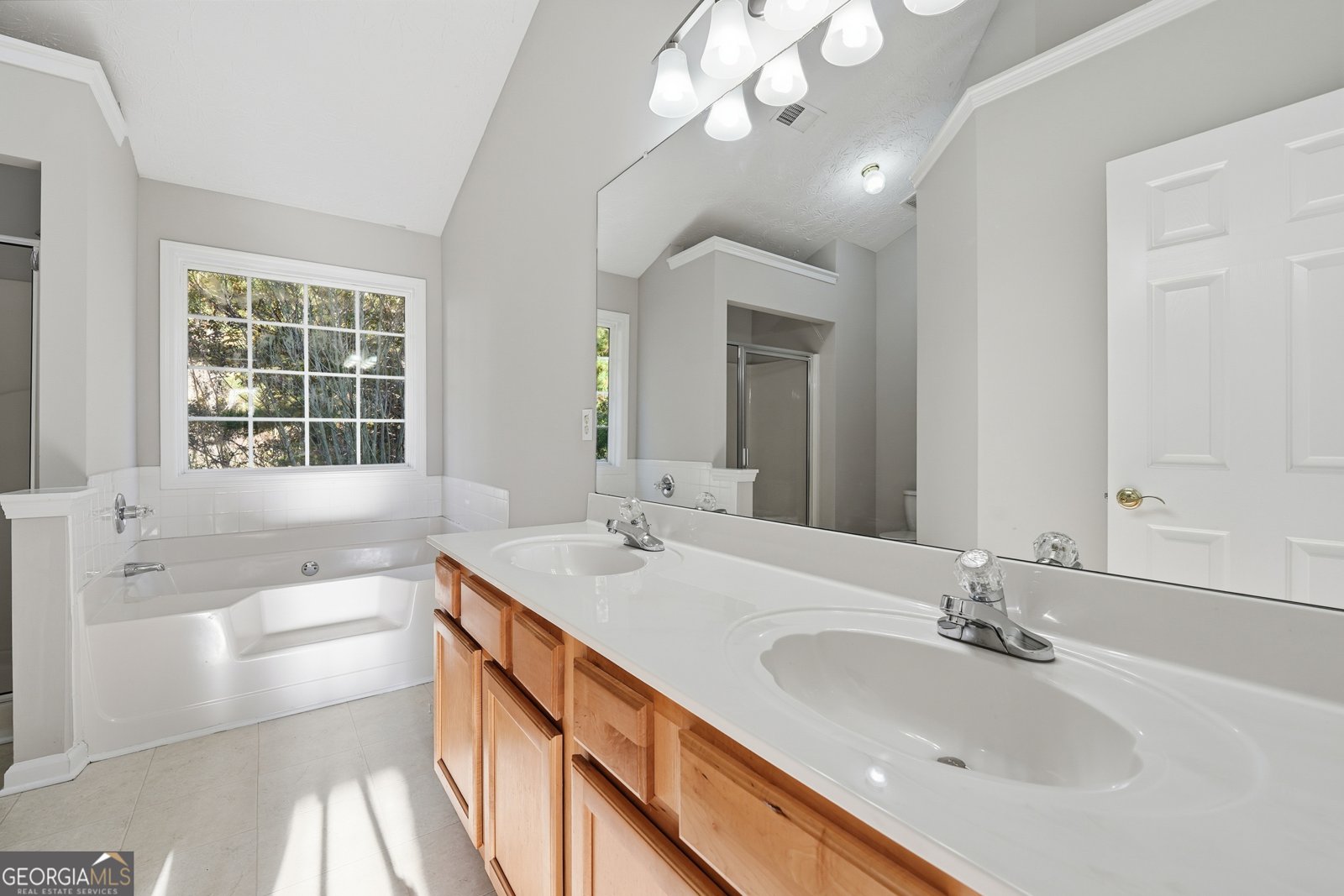 860 Chimney Trace Way Lawrenceville - 18