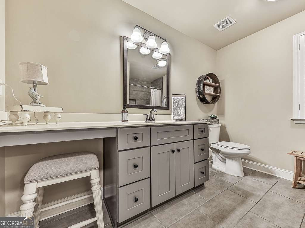 29 William Drive White - 12