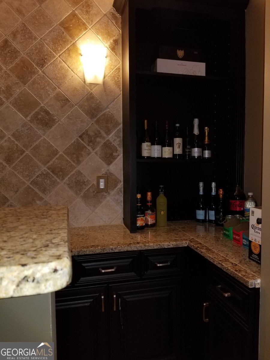 565 Camber Woods Drive Roswell - 45