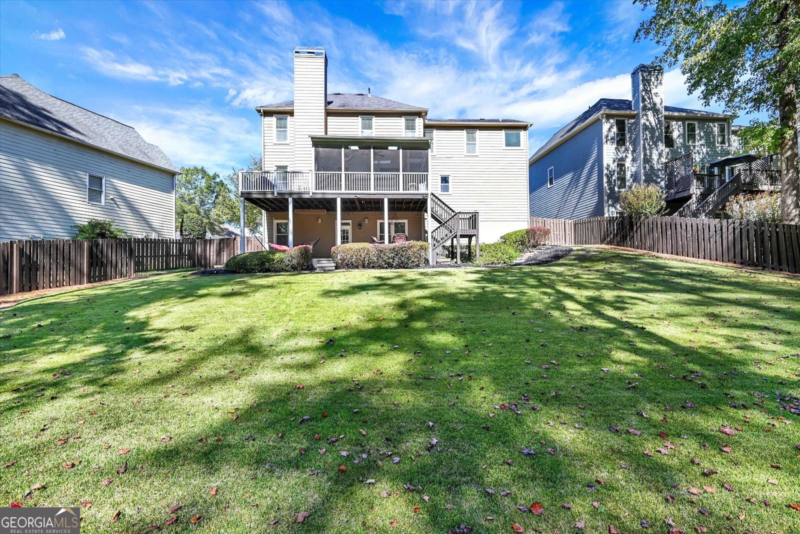 565 Camber Woods Drive Roswell - 55