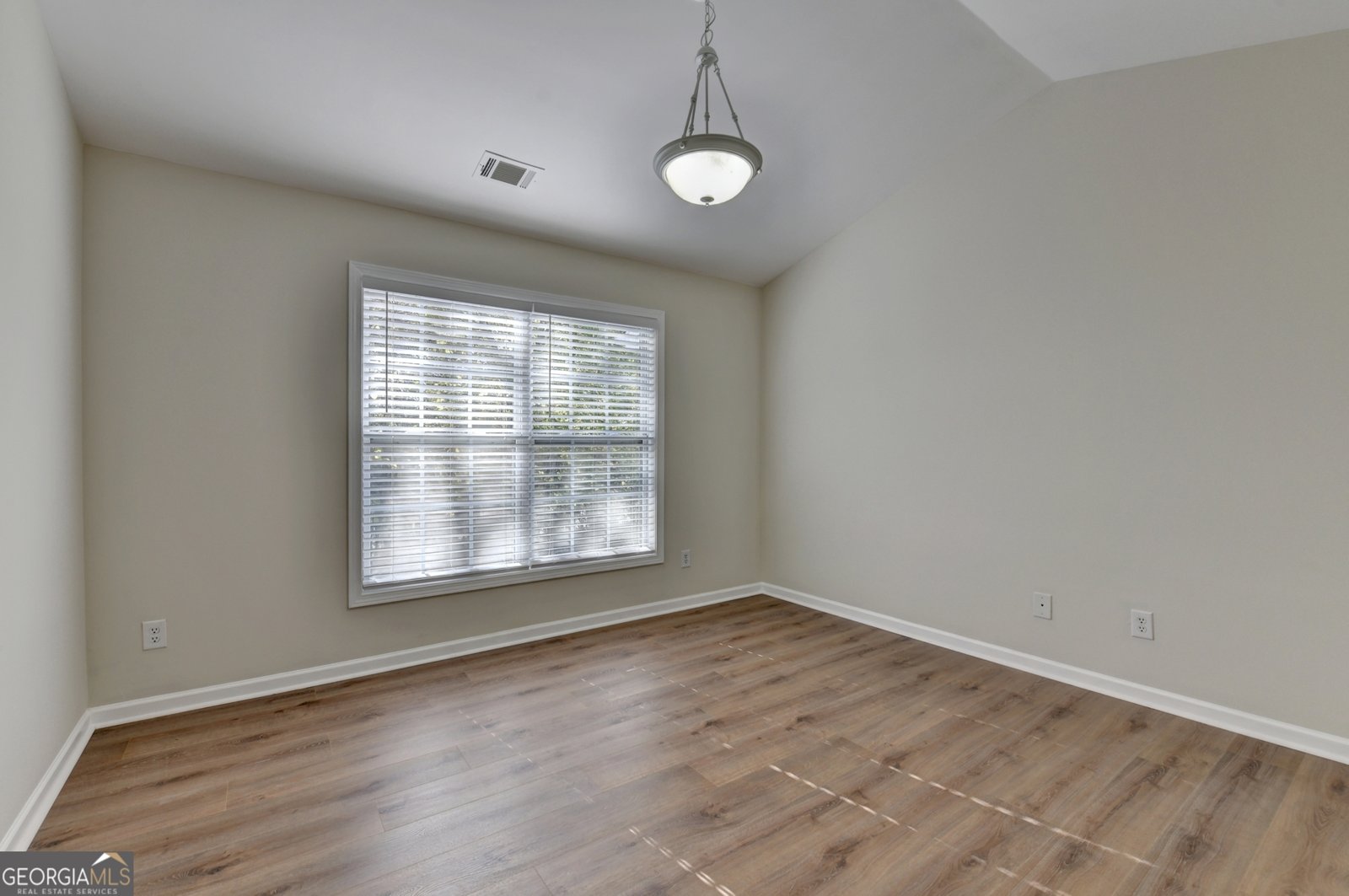 2568 Gadsen Walk Duluth - 27