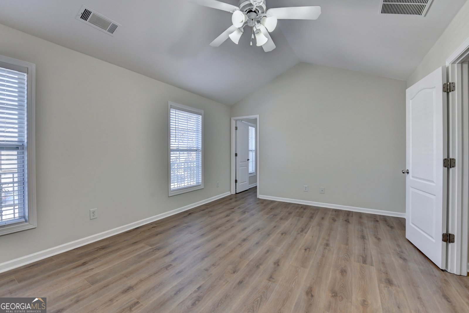 2568 Gadsen Walk Duluth - 32