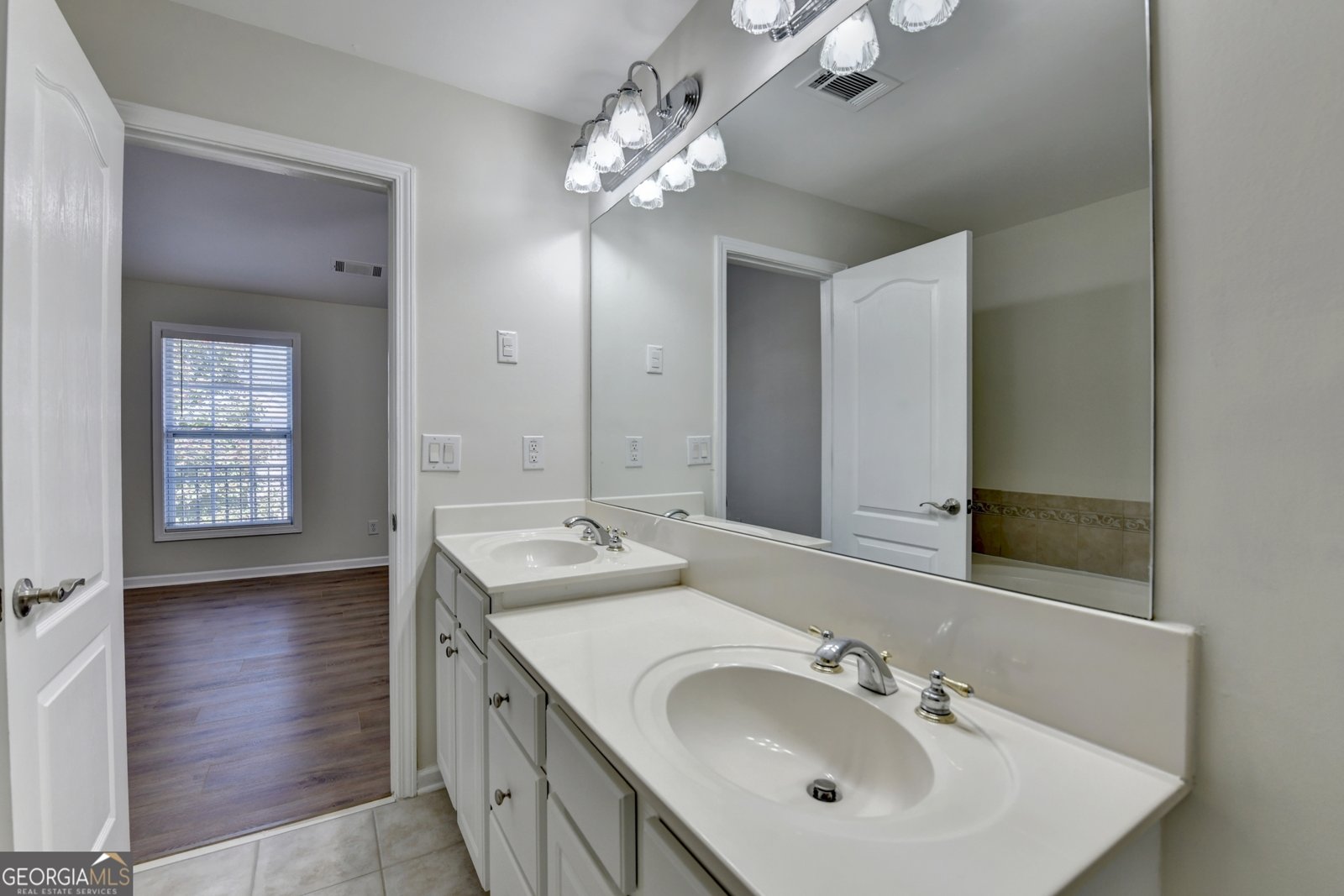 2568 Gadsen Walk Duluth - 38